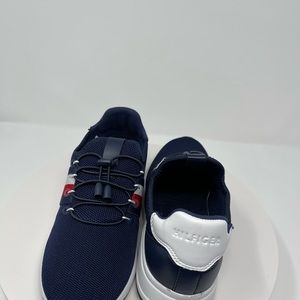 Tommy Hilfiger Sneakers Size 6M
